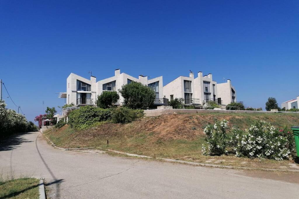 Deluxe Villa In Village Club كاساندريا المظهر الخارجي الصورة